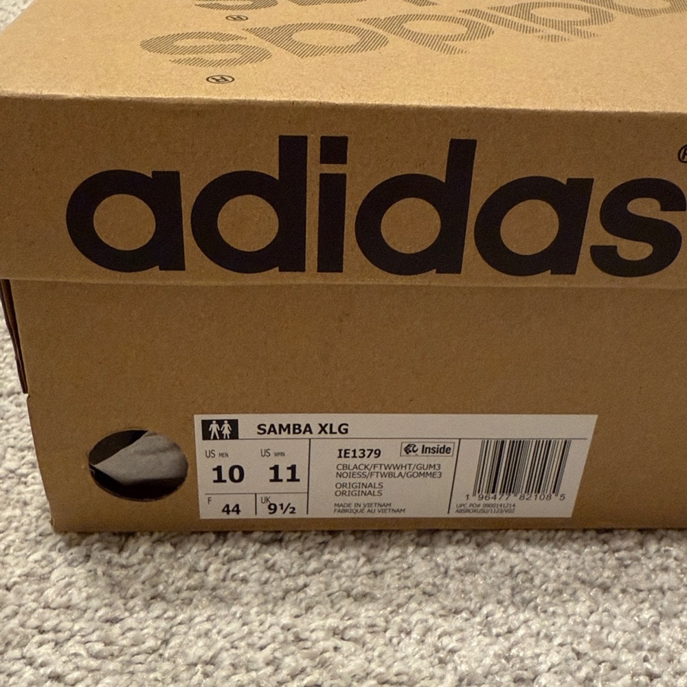 Adidas Samba XLG Black and White - Picture 16 of 16
